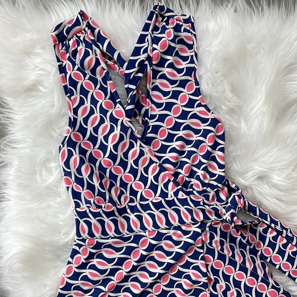 Guess XS Pink White Blue Criss Cross Open Back Halter Dress Fits Small t… - Picture 2 of 8